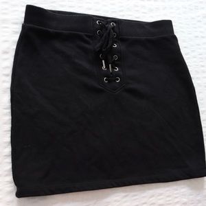 Black skirt forever 21